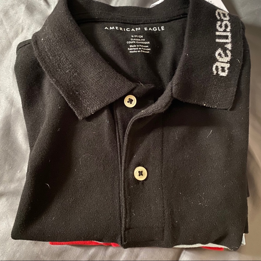 Woman’s Collared American Eagle shirts
